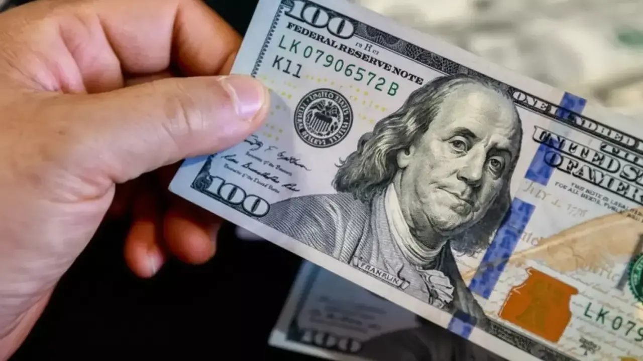 هدوء مريب في أسعار العملات أمام الجنيه المصري يثير تساؤلات الأسواق